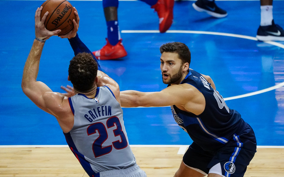 What to watch for as the Mavs look to the Polar Vortex in